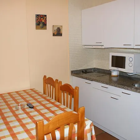 Aparthotel Welcome 3*